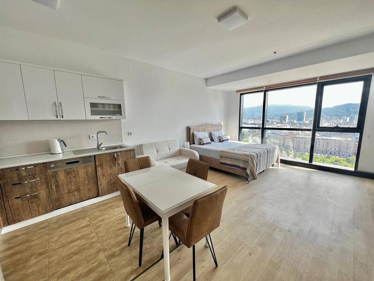 Apartments With Sea And Mountain Views, Portа Batumi Tower Εξωτερικό φωτογραφία