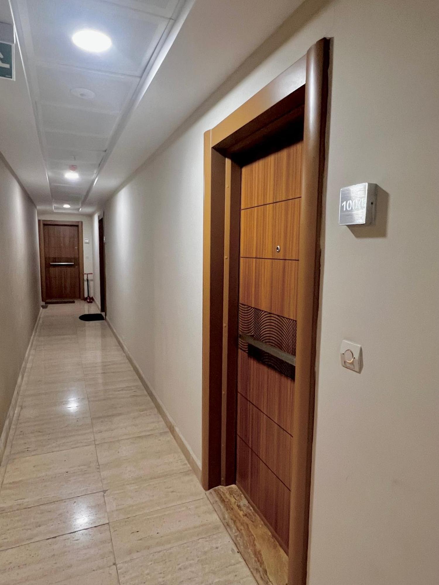 Apartments With Sea And Mountain Views, Portа Batumi Tower Εξωτερικό φωτογραφία