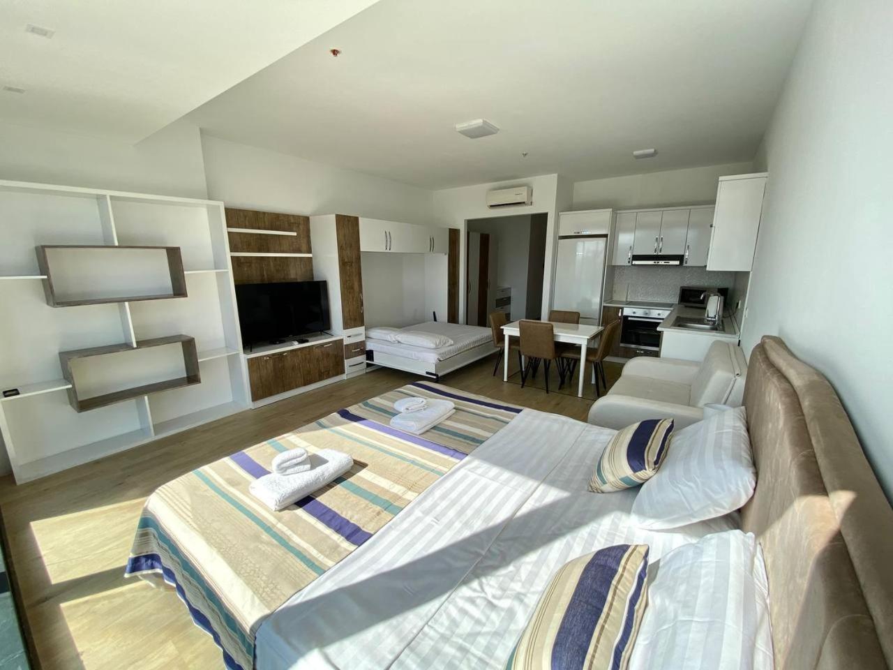 Apartments With Sea And Mountain Views, Portа Batumi Tower Εξωτερικό φωτογραφία