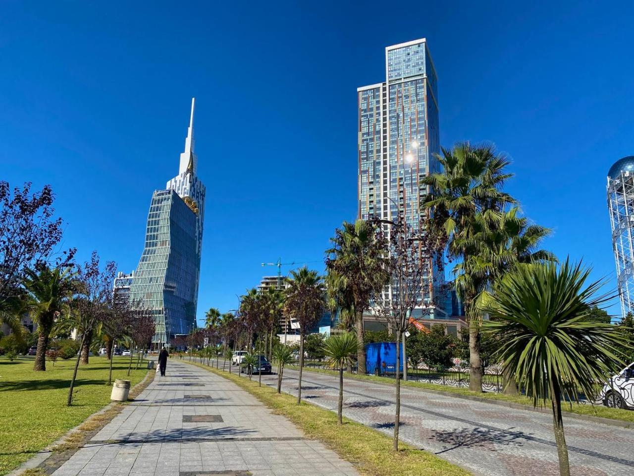 Apartments With Sea And Mountain Views, Portа Batumi Tower Εξωτερικό φωτογραφία