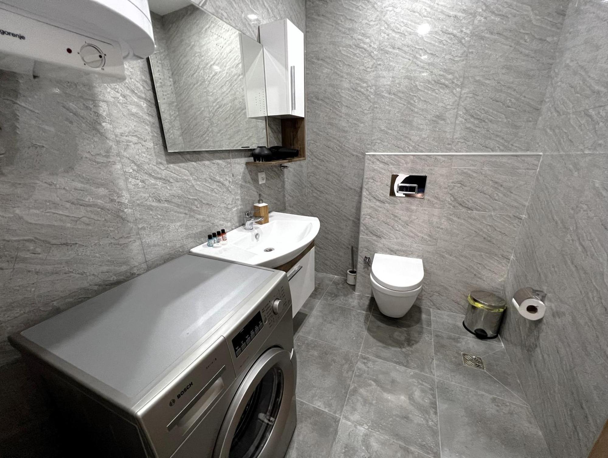Apartments With Sea And Mountain Views, Portа Batumi Tower Εξωτερικό φωτογραφία