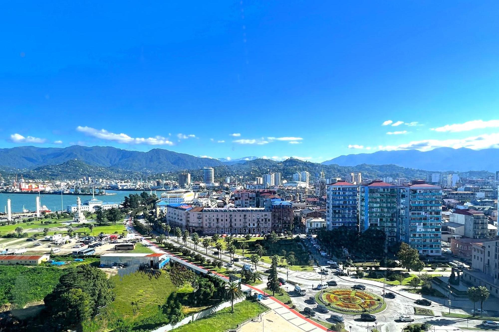 Apartments With Sea And Mountain Views, Portа Batumi Tower Εξωτερικό φωτογραφία