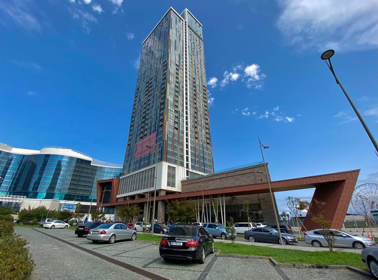 Apartments With Sea And Mountain Views, Portа Batumi Tower Εξωτερικό φωτογραφία